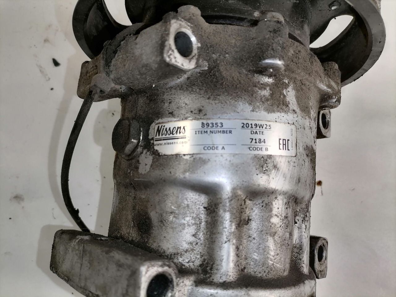 Volvo A/C compressor 89353 - Apsilde/ Ventilācija - Kravas automašīna: foto 4 Volvo A/C compressor 89353 - Apsilde/ Ventilācija - Kravas automašīna: foto 4