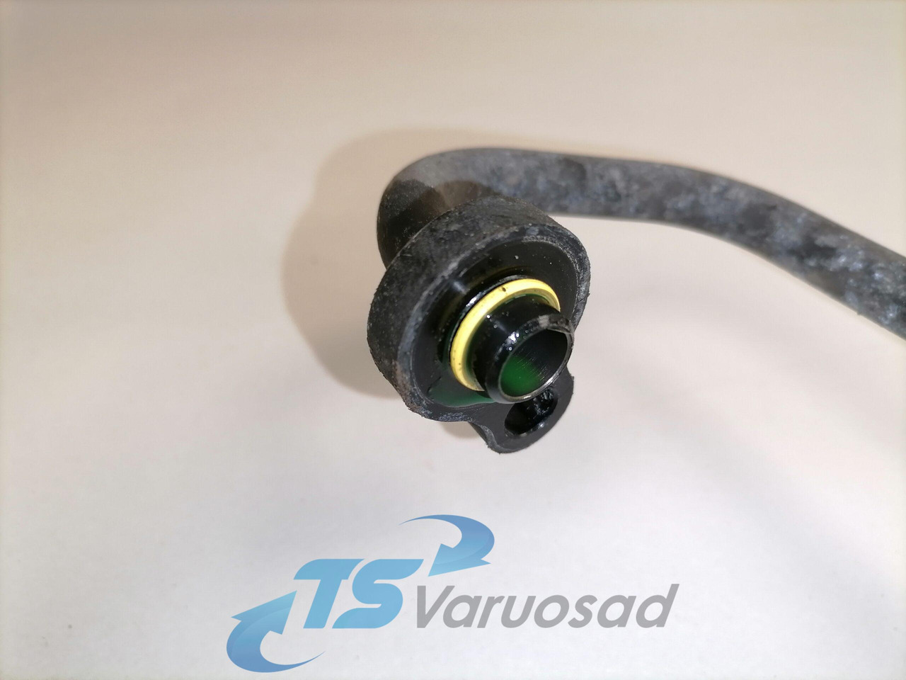 Volvo A/C pipe 84218499 - Apsilde/ Ventilācija - Kravas automašīna: foto 5 Volvo A/C pipe 84218499 - Apsilde/ Ventilācija - Kravas automašīna: foto 5