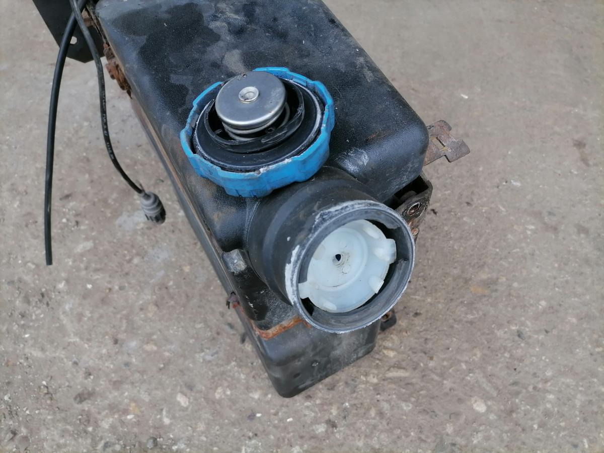 Volvo Ad Blue tank 82169309 - Degvielas sistēma - Kravas automašīna: foto 5 Volvo Ad Blue tank 82169309 - Degvielas sistēma - Kravas automašīna: foto 5