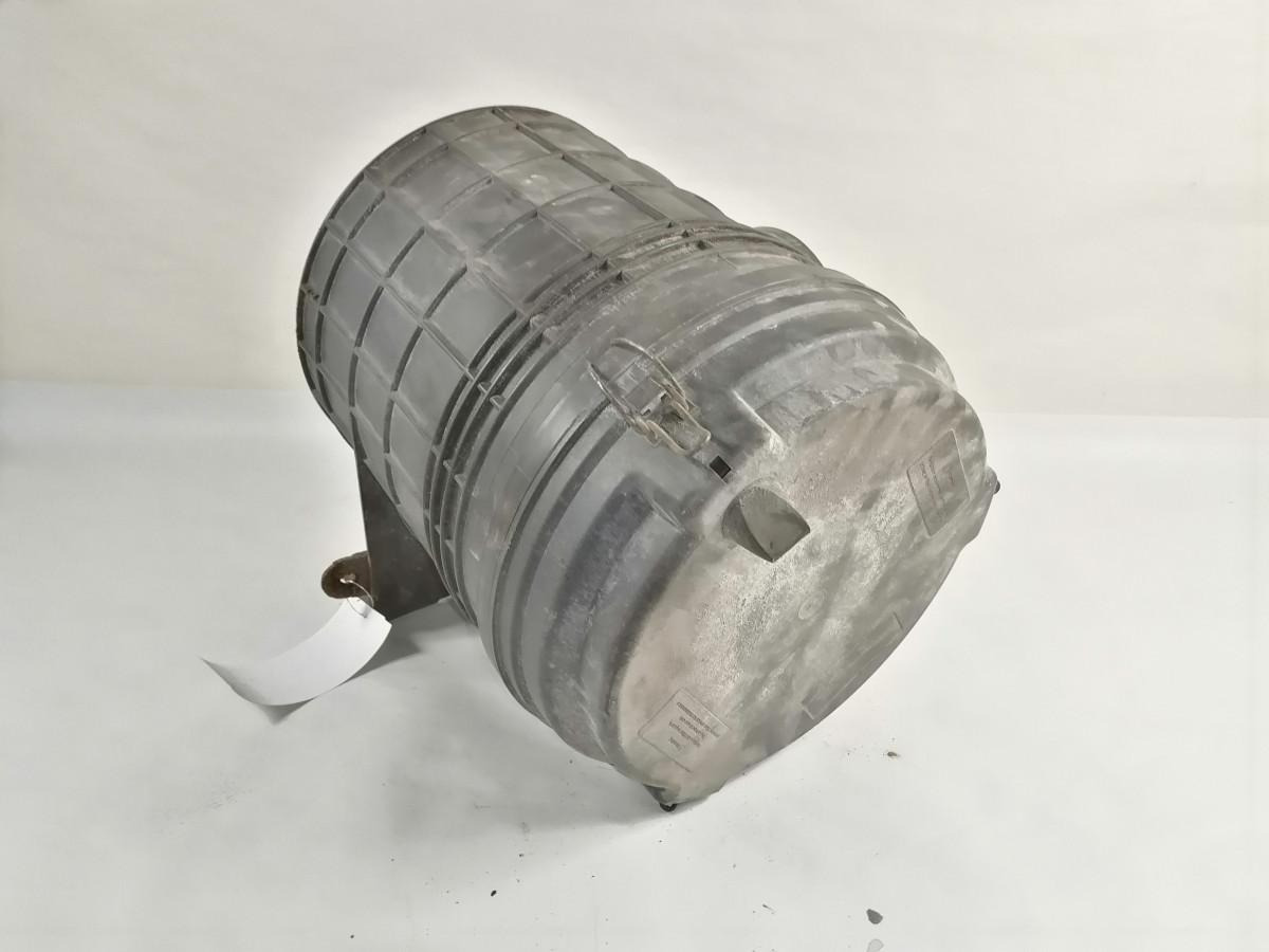Volvo Air filter housing 20707667 - Gaisa ieplūdes sistēma - Kravas automašīna: foto 4 Volvo Air filter housing 20707667 - Gaisa ieplūdes sistēma - Kravas automašīna: foto 4
