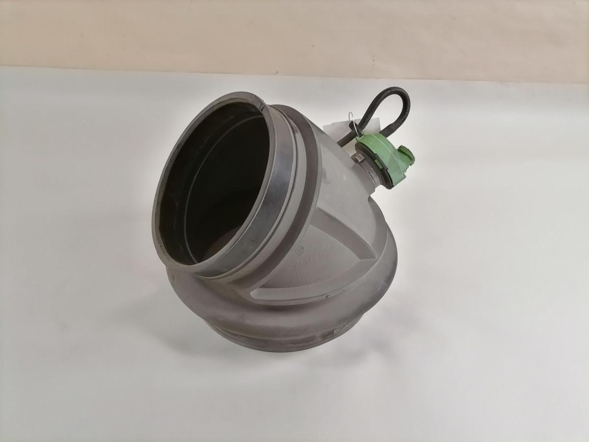 Volvo Air intake 21115482 - Gaisa ieplūdes sistēma - Kravas automašīna: foto 2 Volvo Air intake 21115482 - Gaisa ieplūdes sistēma - Kravas automašīna: foto 2