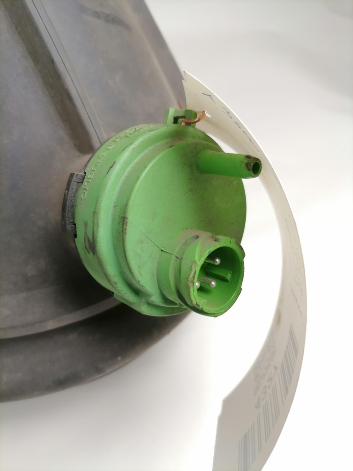 Volvo Air intake 21115482 - Gaisa ieplūdes sistēma - Kravas automašīna: foto 3 Volvo Air intake 21115482 - Gaisa ieplūdes sistēma - Kravas automašīna: foto 3