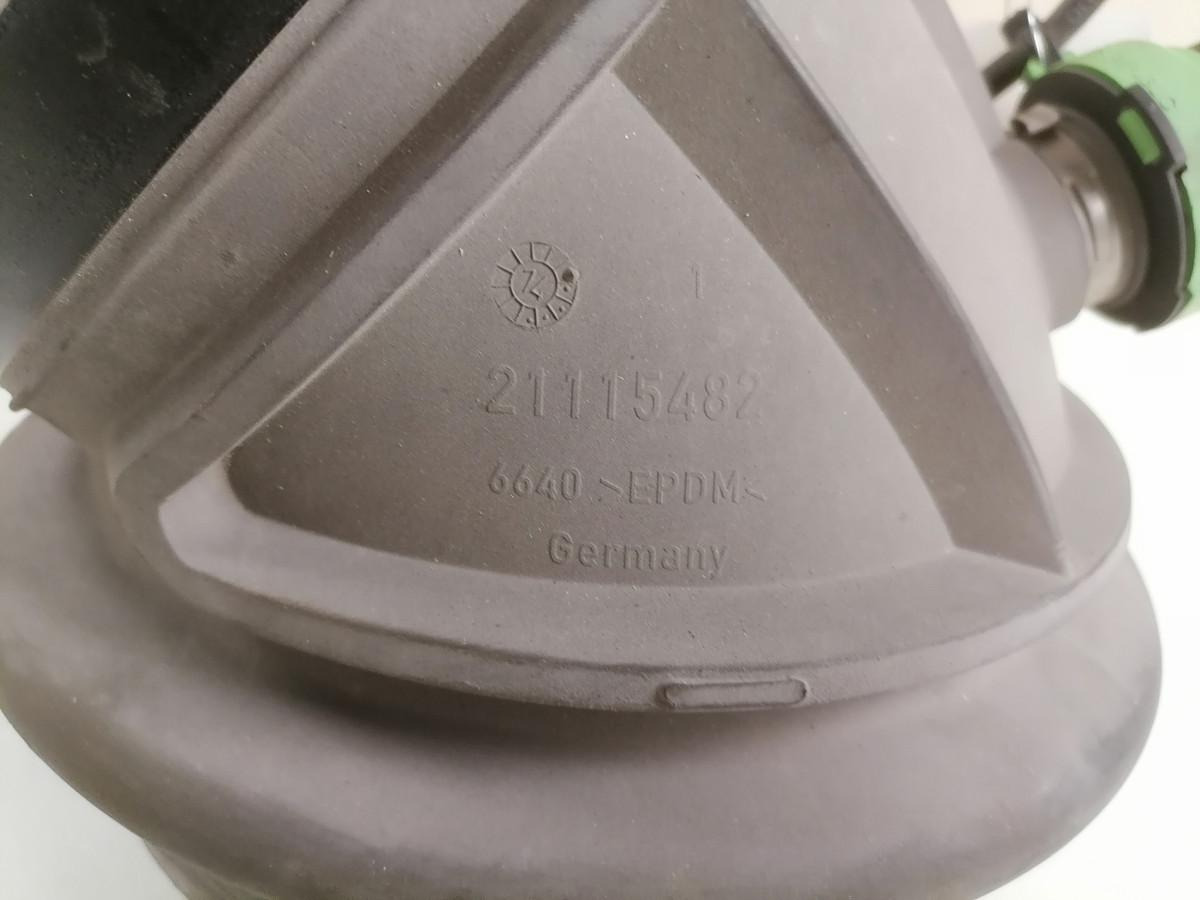 Volvo Air intake 21115482 - Gaisa ieplūdes sistēma - Kravas automašīna: foto 3 Volvo Air intake 21115482 - Gaisa ieplūdes sistēma - Kravas automašīna: foto 3