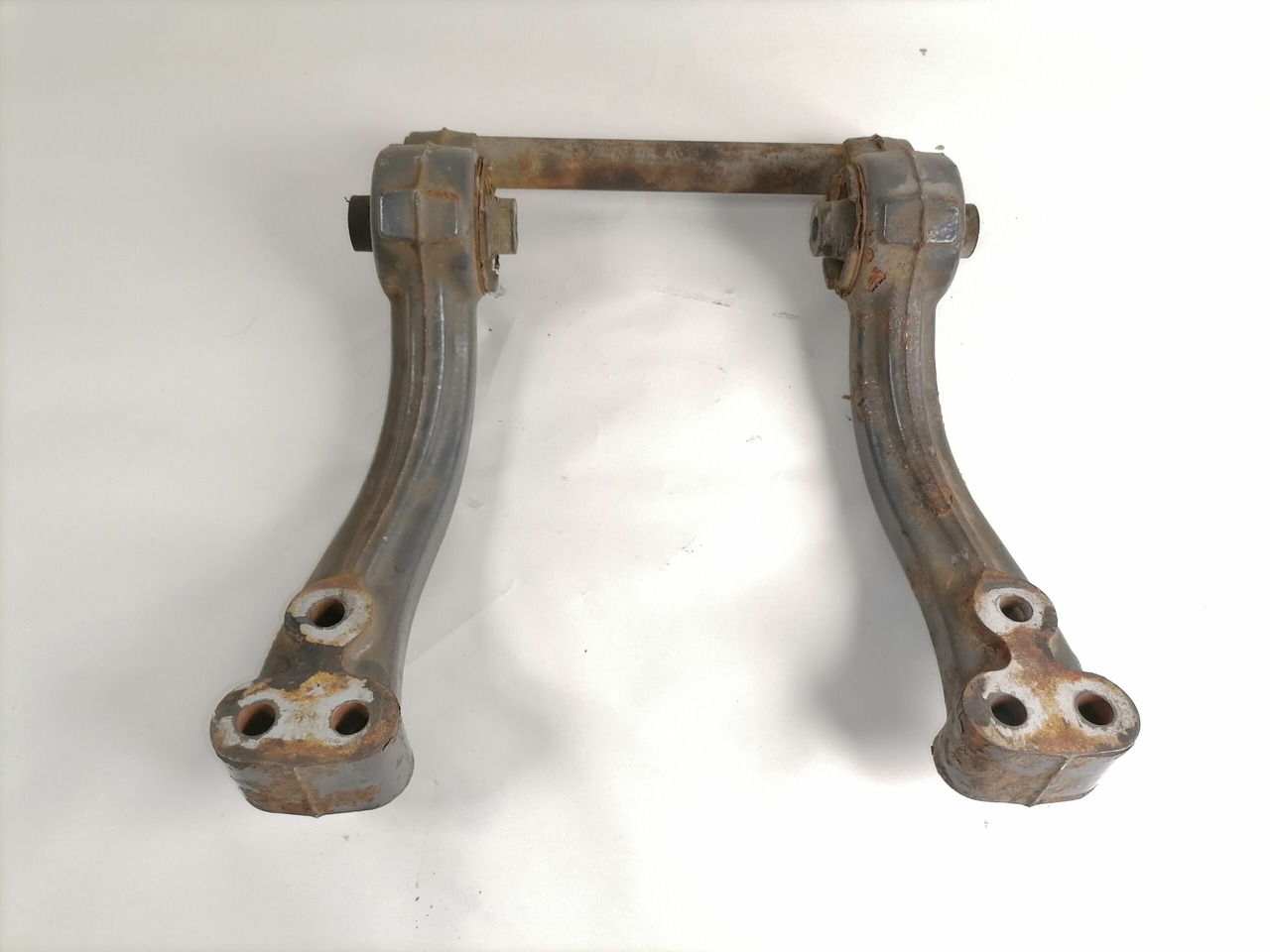 Volvo Akukasti kandur 21313149 - Akumulators - Kravas automašīna: foto 2 Volvo Akukasti kandur 21313149 - Akumulators - Kravas automašīna: foto 2