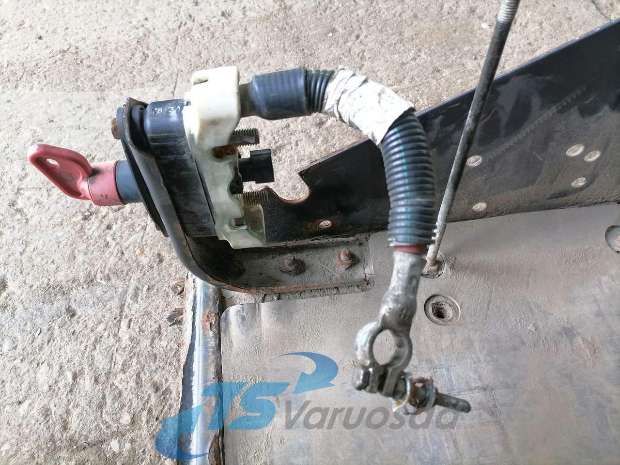 Volvo Battery box 21046415 - Akumulators - Kravas automašīna: foto 5 Volvo Battery box 21046415 - Akumulators - Kravas automašīna: foto 5