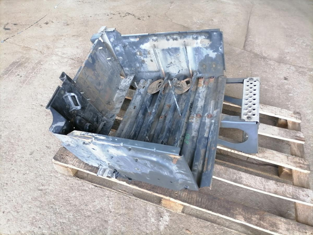 Volvo Battery box 22095787 - Akumulators - Kravas automašīna: foto 3 Volvo Battery box 22095787 - Akumulators - Kravas automašīna: foto 3