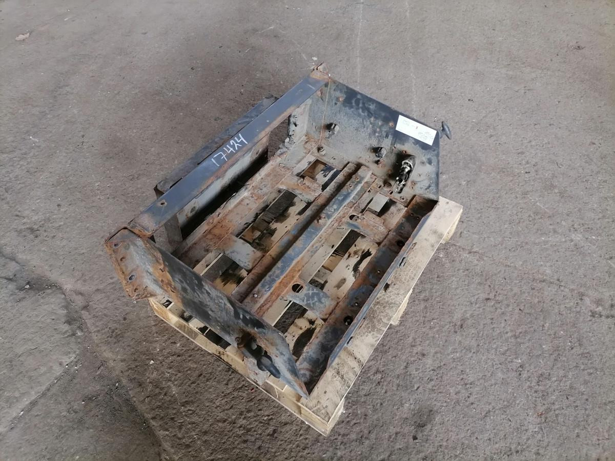 Volvo Battery box 82242298 - Akumulators - Kravas automašīna: foto 2 Volvo Battery box 82242298 - Akumulators - Kravas automašīna: foto 2