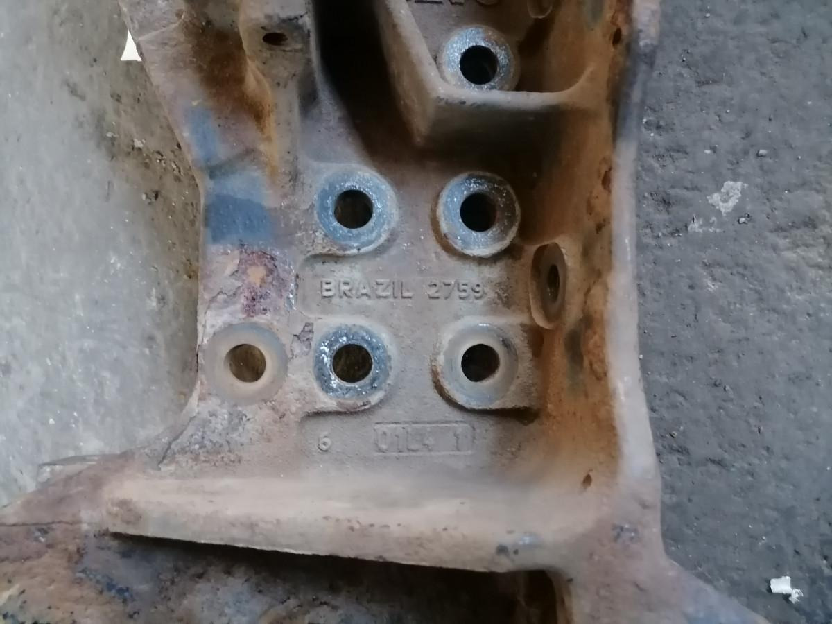 Volvo Bracket 20428257 - Rāmis/ Šasija - Kravas automašīna: foto 4 Volvo Bracket 20428257 - Rāmis/ Šasija - Kravas automašīna: foto 4