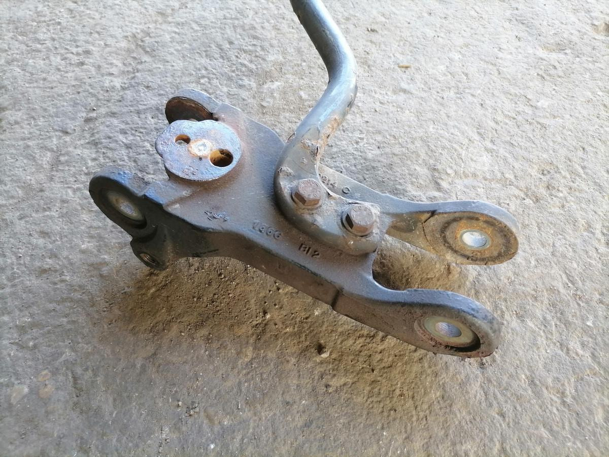 Volvo Cab anti roll bar 20757640 - Kabīnes piekare - Kravas automašīna: foto 4 Volvo Cab anti roll bar 20757640 - Kabīnes piekare - Kravas automašīna: foto 4