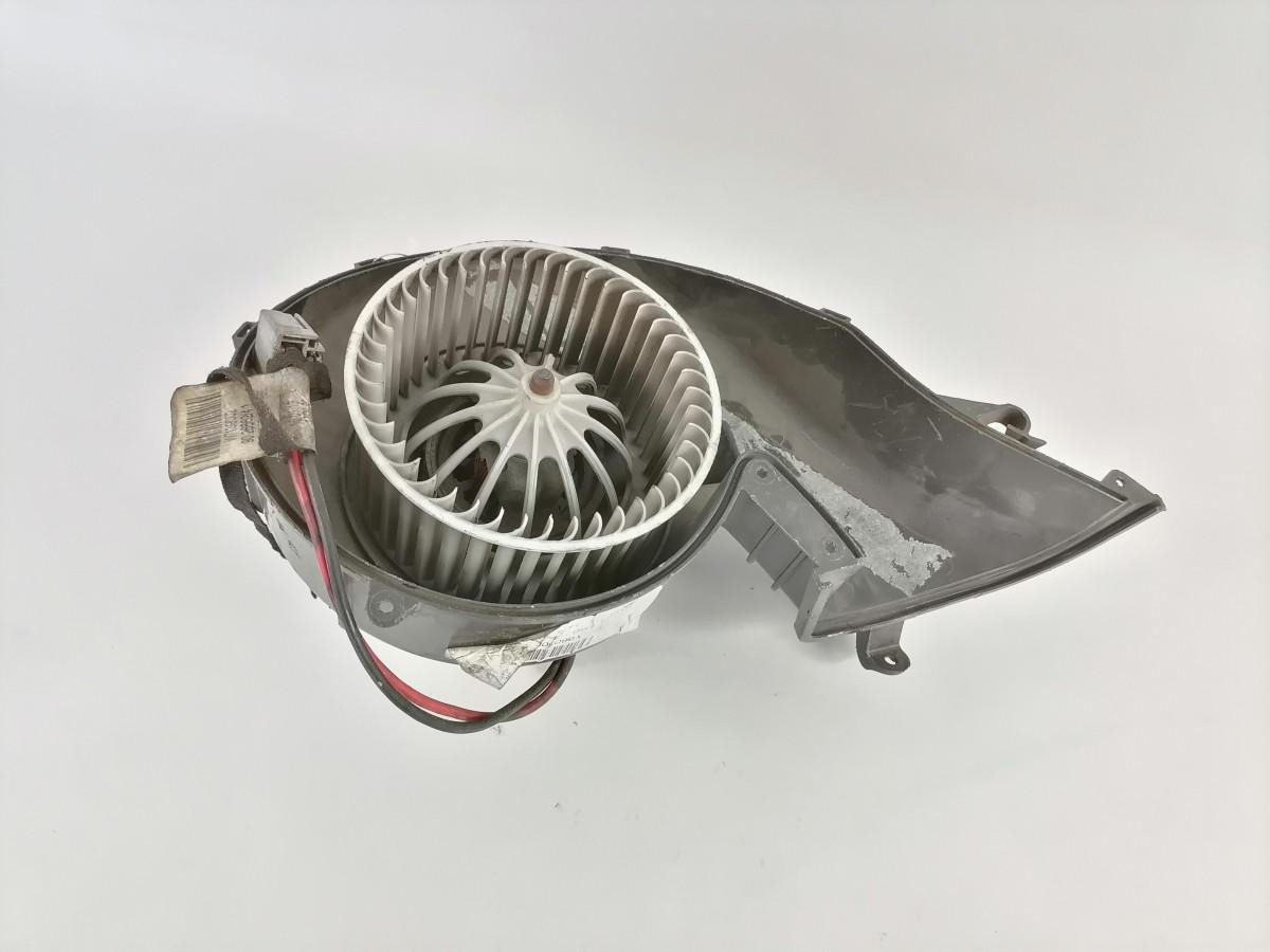 Volvo Cab fan Y6605004 - Apsilde/ Ventilācija - Kravas automašīna: foto 3 Volvo Cab fan Y6605004 - Apsilde/ Ventilācija - Kravas automašīna: foto 3