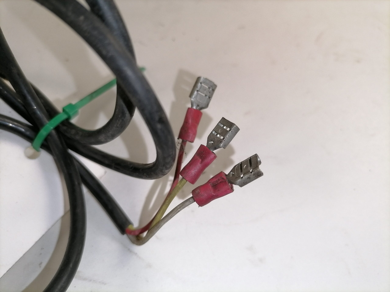 Volvo Cable, brake pad 20928533 - Bremžu daļas - Kravas automašīna: foto 3 Volvo Cable, brake pad 20928533 - Bremžu daļas - Kravas automašīna: foto 3