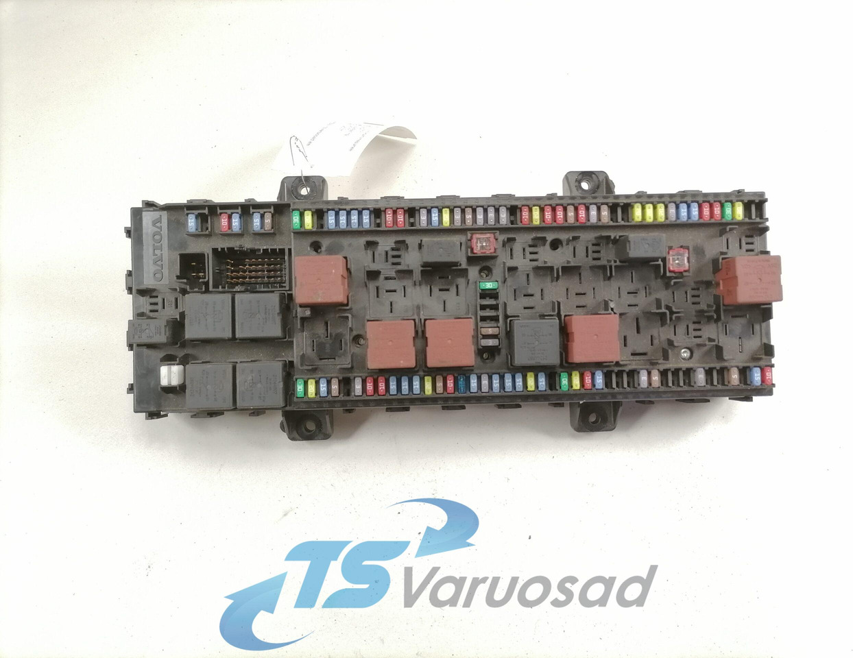 Volvo Central electric unit 22488319 - Drošinātājs - Kravas automašīna: foto 1 Volvo Central electric unit 22488319 - Drošinātājs - Kravas automašīna: foto 1
