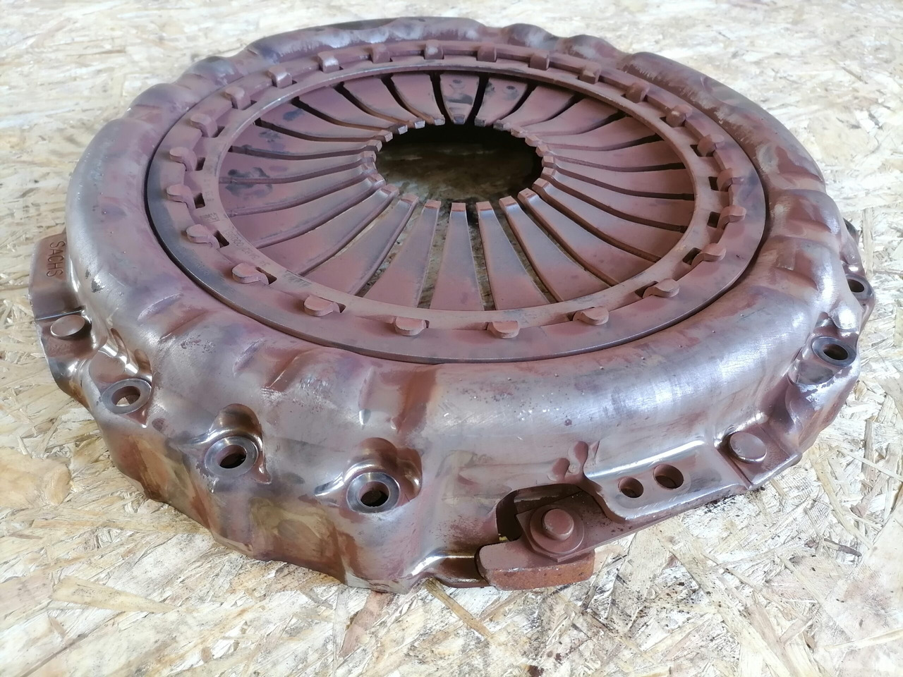 Volvo Clutch cover 21615193 - Sajūgs un rezerves daļas - Kravas automašīna: foto 3 Volvo Clutch cover 21615193 - Sajūgs un rezerves daļas - Kravas automašīna: foto 3