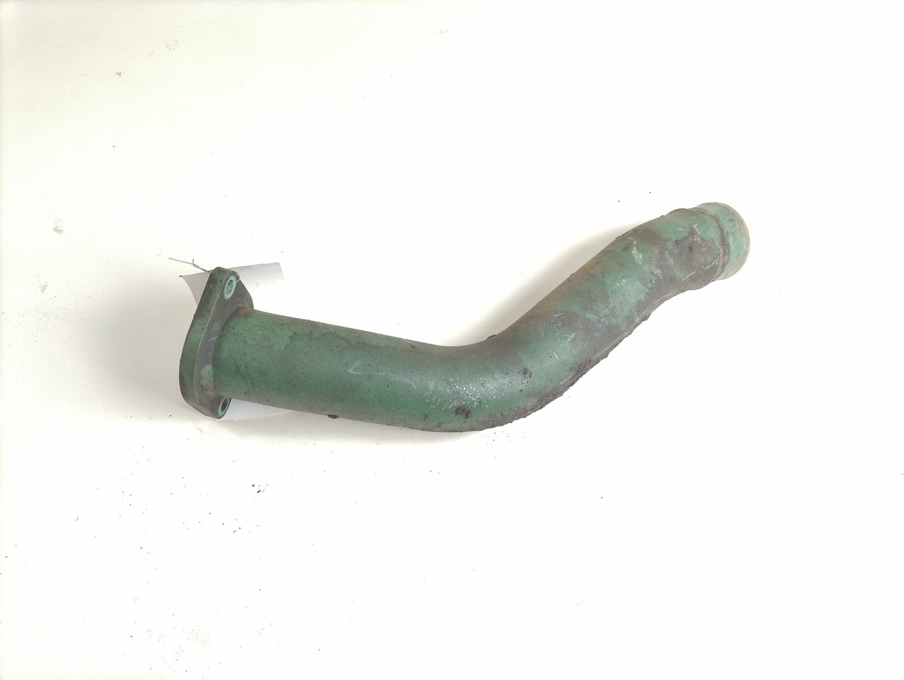Volvo Coolant pipe 8157781 - Dzesēšanas sistēma - Kravas automašīna: foto 1 Volvo Coolant pipe 8157781 - Dzesēšanas sistēma - Kravas automašīna: foto 1