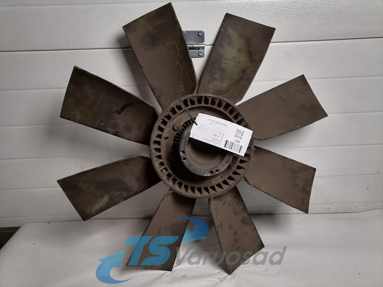Volvo Cooling fan 1674864 - Ventilators - Kravas automašīna: foto 2 Volvo Cooling fan 1674864 - Ventilators - Kravas automašīna: foto 2