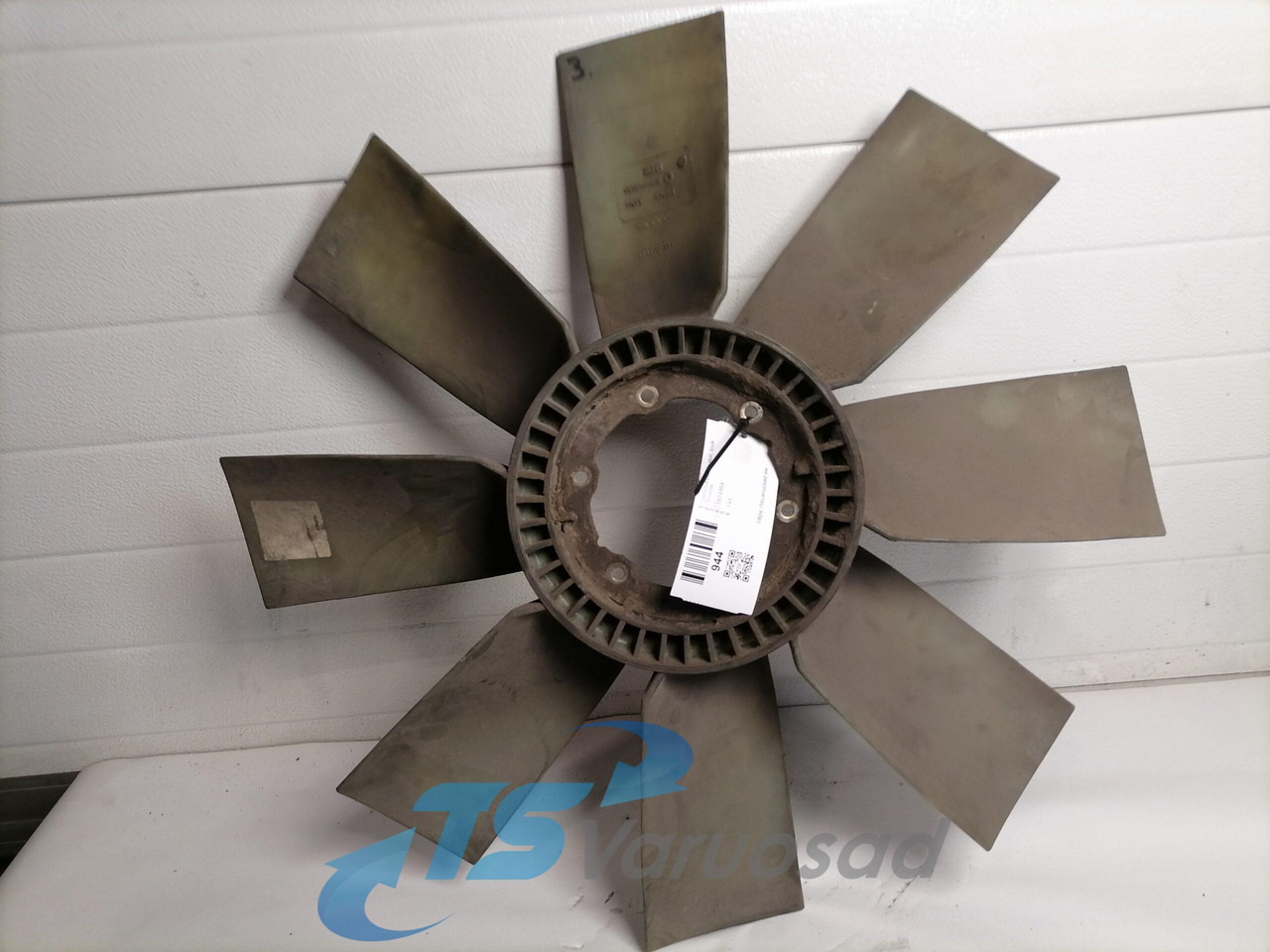 Volvo Cooling fan 1674864 - Ventilators - Kravas automašīna: foto 2 Volvo Cooling fan 1674864 - Ventilators - Kravas automašīna: foto 2