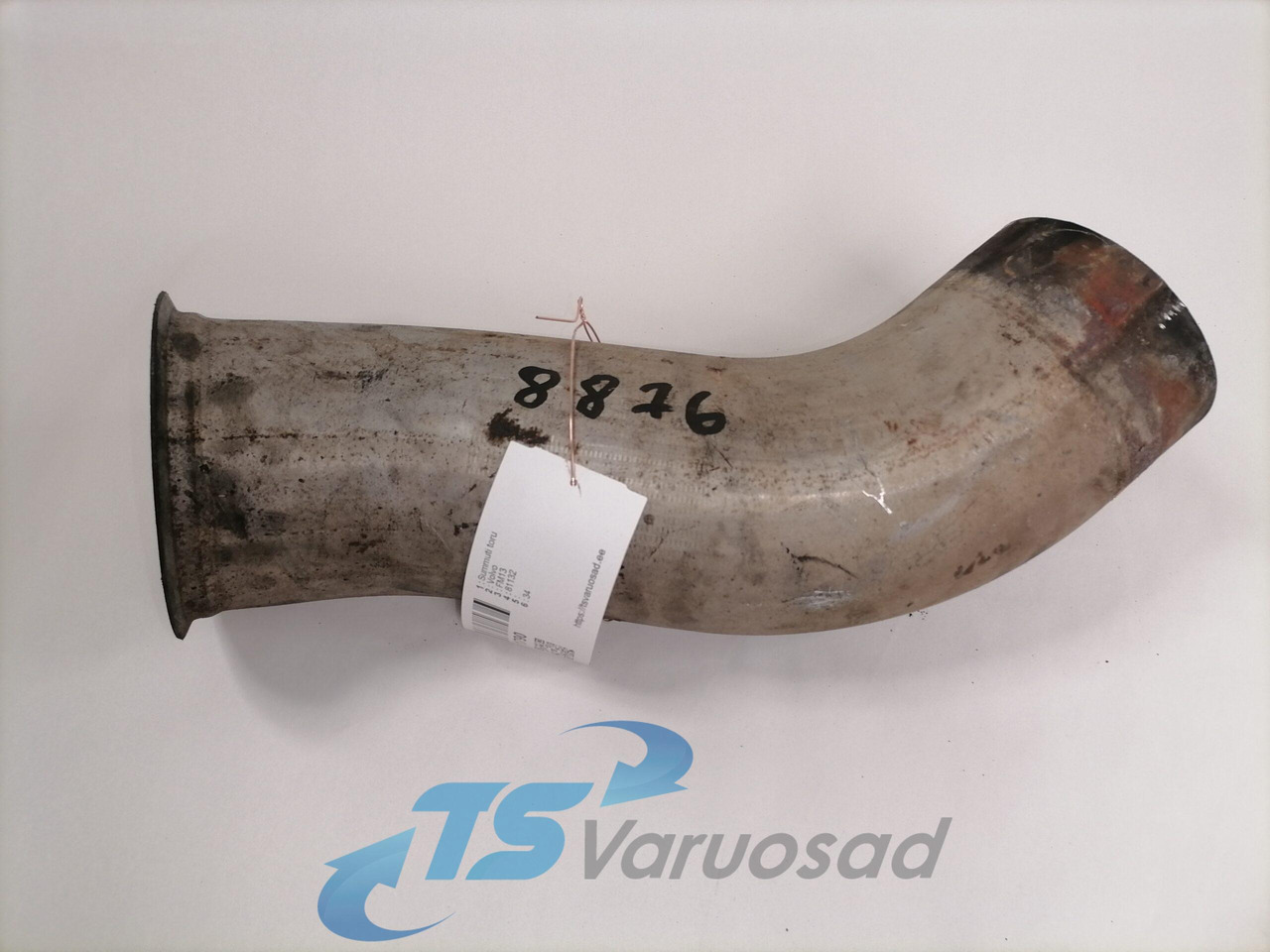 Volvo Exhaust pipe 81132 - Trokšņa slāpētājs - Kravas automašīna: foto 1 Volvo Exhaust pipe 81132 - Trokšņa slāpētājs - Kravas automašīna: foto 1