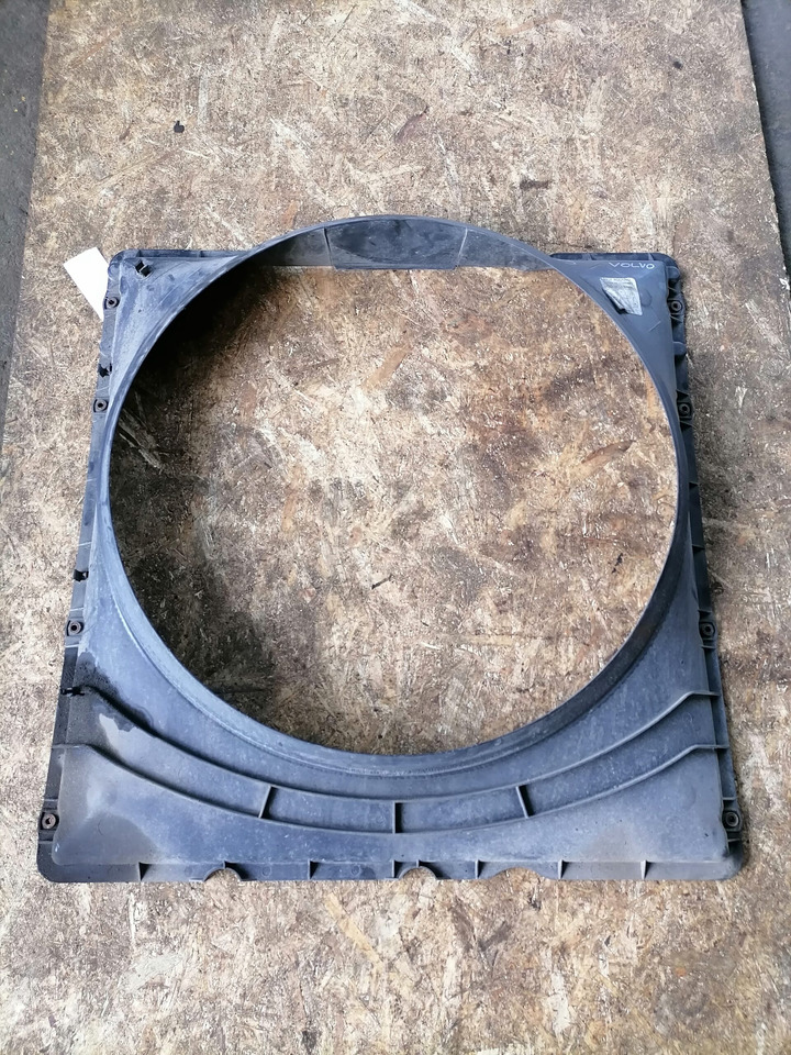 Volvo Fan shroud 20502964 - Radiators - Kravas automašīna: foto 2 Volvo Fan shroud 20502964 - Radiators - Kravas automašīna: foto 2