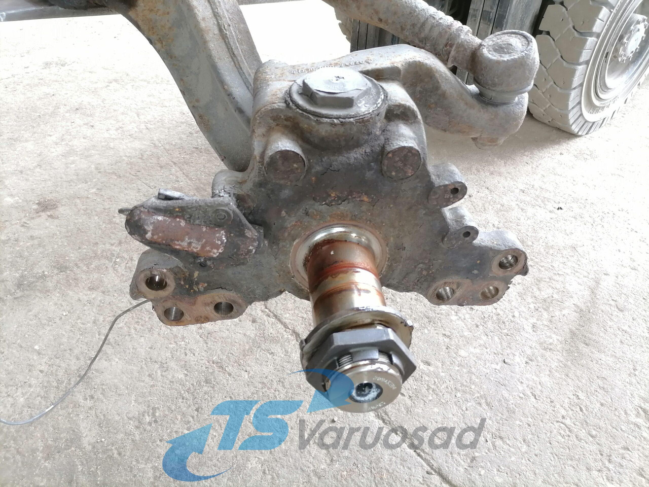 Volvo First axel housing 1026668 - Priekšējā ass - Kravas automašīna: foto 2 Volvo First axel housing 1026668 - Priekšējā ass - Kravas automašīna: foto 2