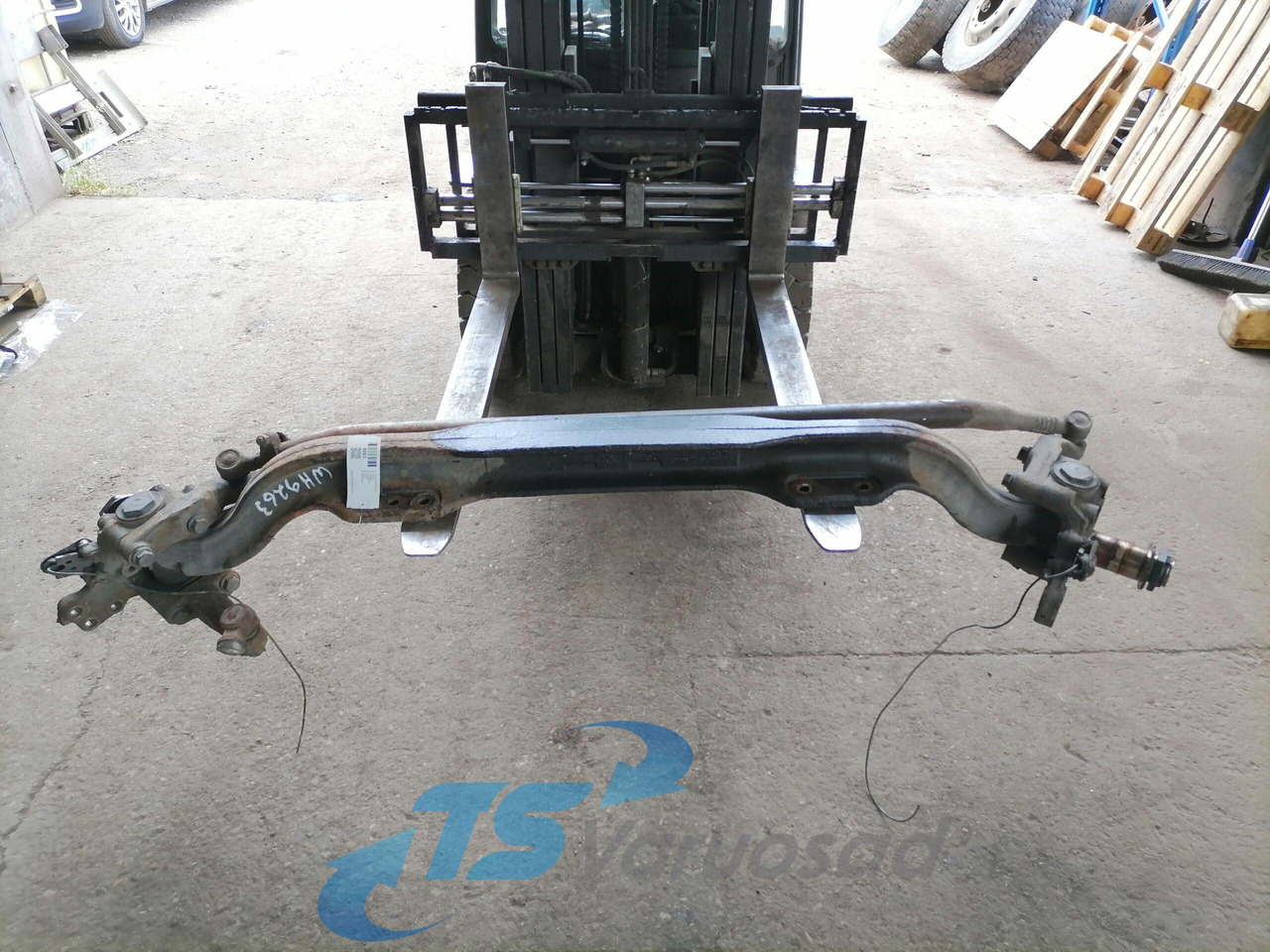 Volvo First axel housing 1026668 - Priekšējā ass - Kravas automašīna: foto 1 Volvo First axel housing 1026668 - Priekšējā ass - Kravas automašīna: foto 1