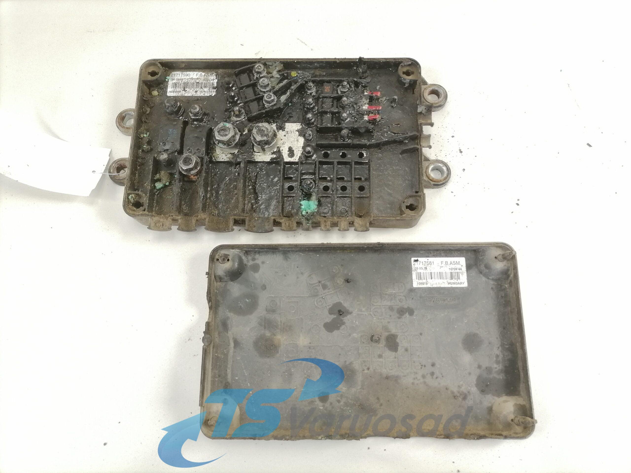 Volvo Fuse box 21717590 - Drošinātājs - Kravas automašīna: foto 4 Volvo Fuse box 21717590 - Drošinātājs - Kravas automašīna: foto 4