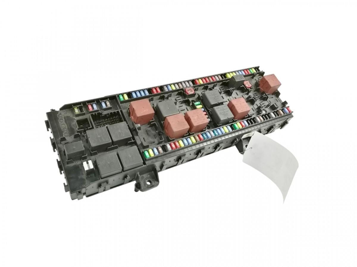 Volvo Fuse box 21939408 - Drošinātājs - Kravas automašīna: foto 1 Volvo Fuse box 21939408 - Drošinātājs - Kravas automašīna: foto 1