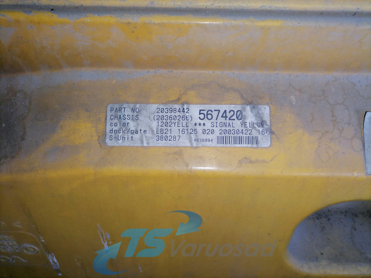 Volvo Grille panel 20360266 - Radiatora reste - Kravas automašīna: foto 4 Volvo Grille panel 20360266 - Radiatora reste - Kravas automašīna: foto 4