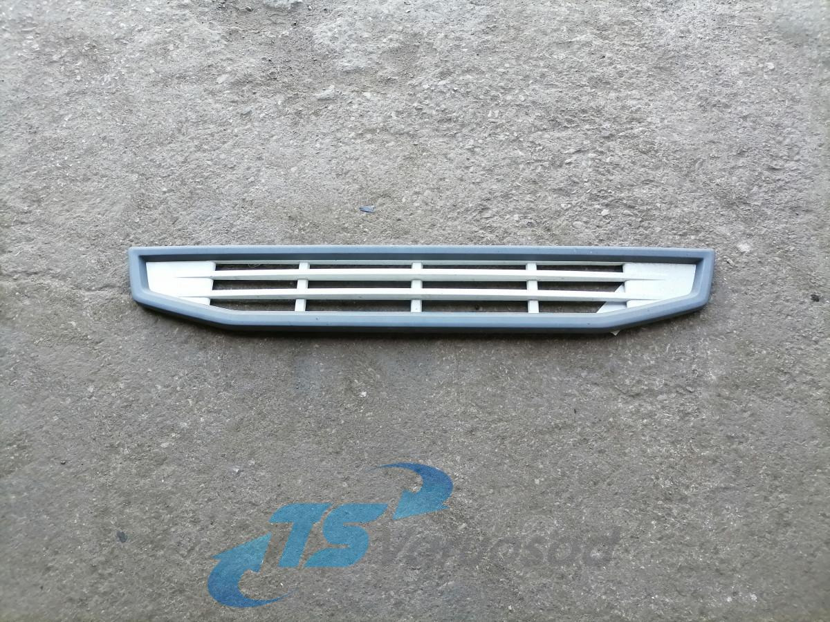 Volvo Grille panel 23720249 - Radiatora reste - Kravas automašīna: foto 1 Volvo Grille panel 23720249 - Radiatora reste - Kravas automašīna: foto 1