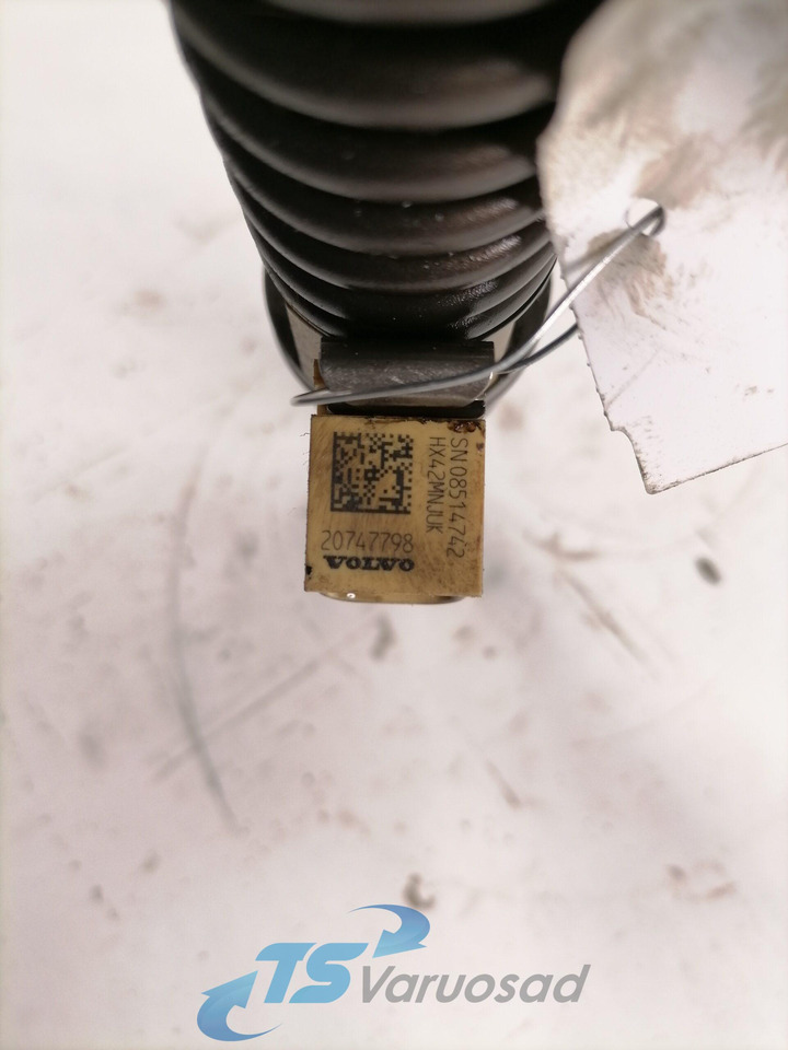 Volvo Injector 20747798 - Degvielas sūknis - Kravas automašīna: foto 3 Volvo Injector 20747798 - Degvielas sūknis - Kravas automašīna: foto 3