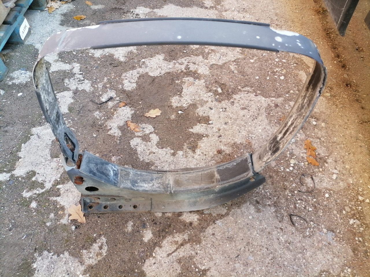Volvo Kütusepaagi kandur, Volvo 20721537 - Degvielas tvertne - Kravas automašīna: foto 3 Volvo Kütusepaagi kandur, Volvo 20721537 - Degvielas tvertne - Kravas automašīna: foto 3