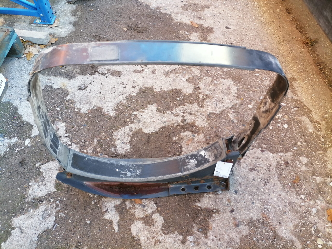 Volvo Kütusepaagi kandur, Volvo 20721537 - Degvielas tvertne - Kravas automašīna: foto 4 Volvo Kütusepaagi kandur, Volvo 20721537 - Degvielas tvertne - Kravas automašīna: foto 4