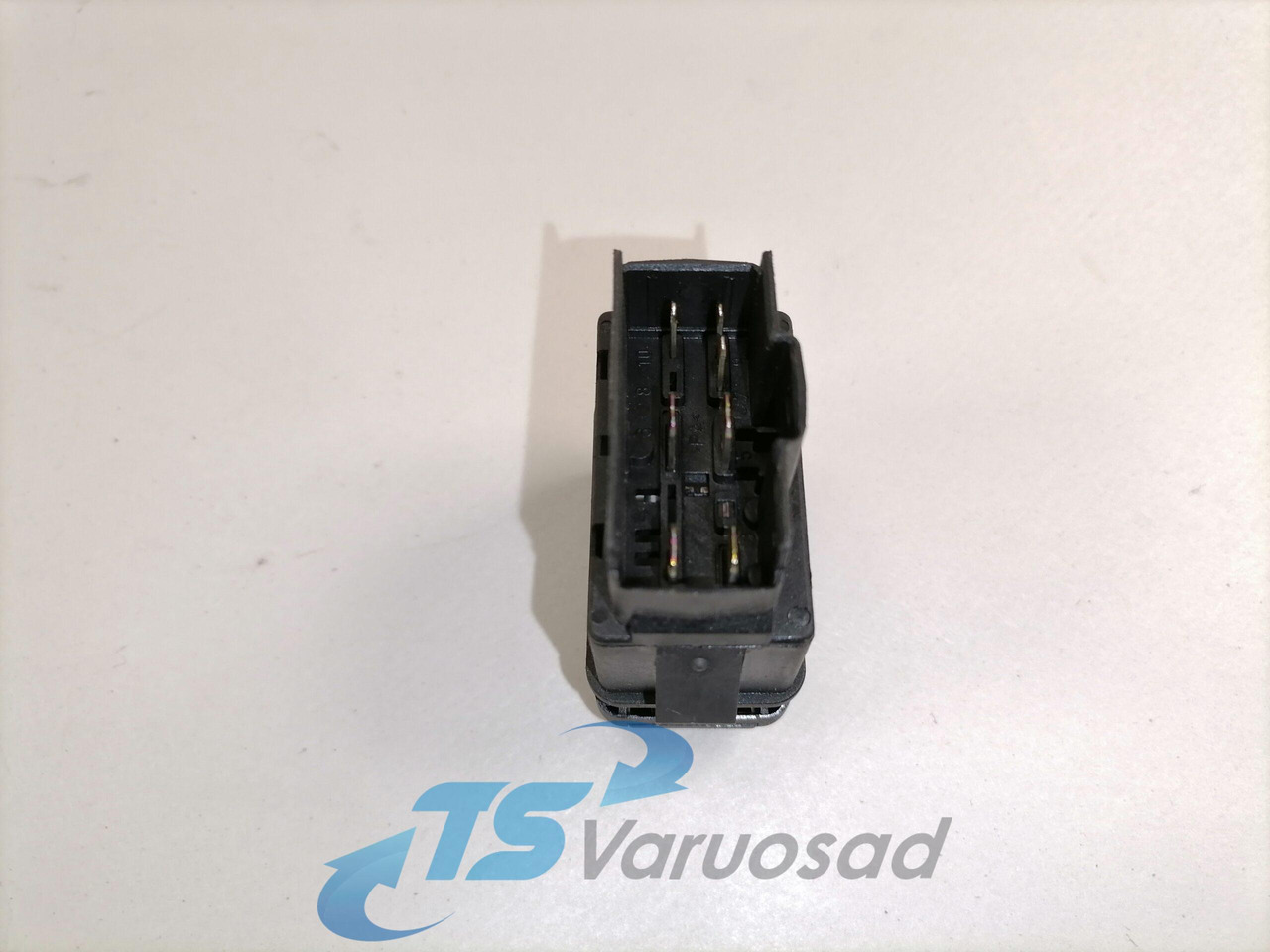 Volvo Lüliti, differentsiaalilukk 8157759 - Kabīne - Kravas automašīna: foto 2 Volvo Lüliti, differentsiaalilukk 8157759 - Kabīne - Kravas automašīna: foto 2