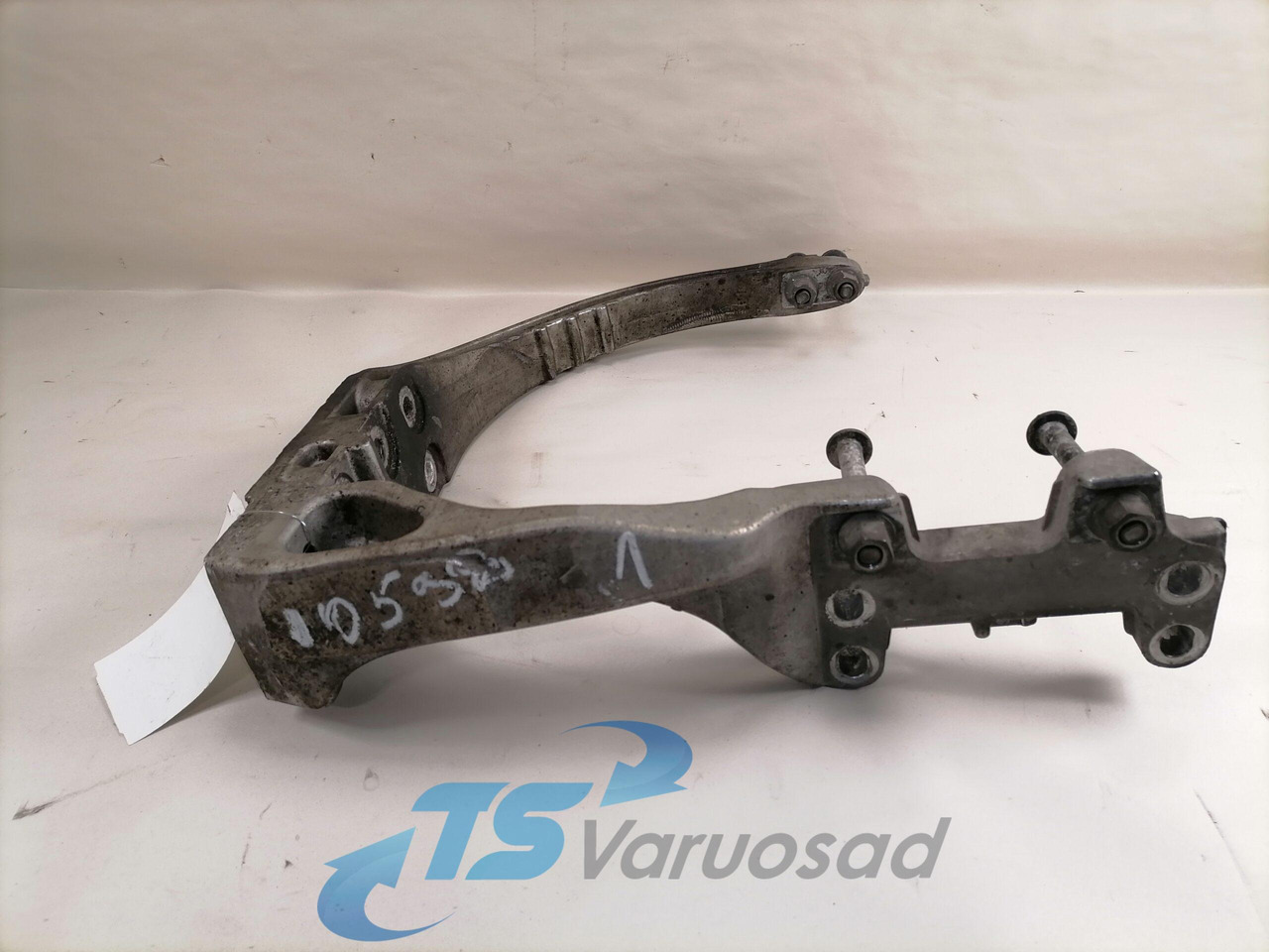 Volvo Muffler carrier 22495194 - Trokšņa slāpētājs - Kravas automašīna: foto 2 Volvo Muffler carrier 22495194 - Trokšņa slāpētājs - Kravas automašīna: foto 2