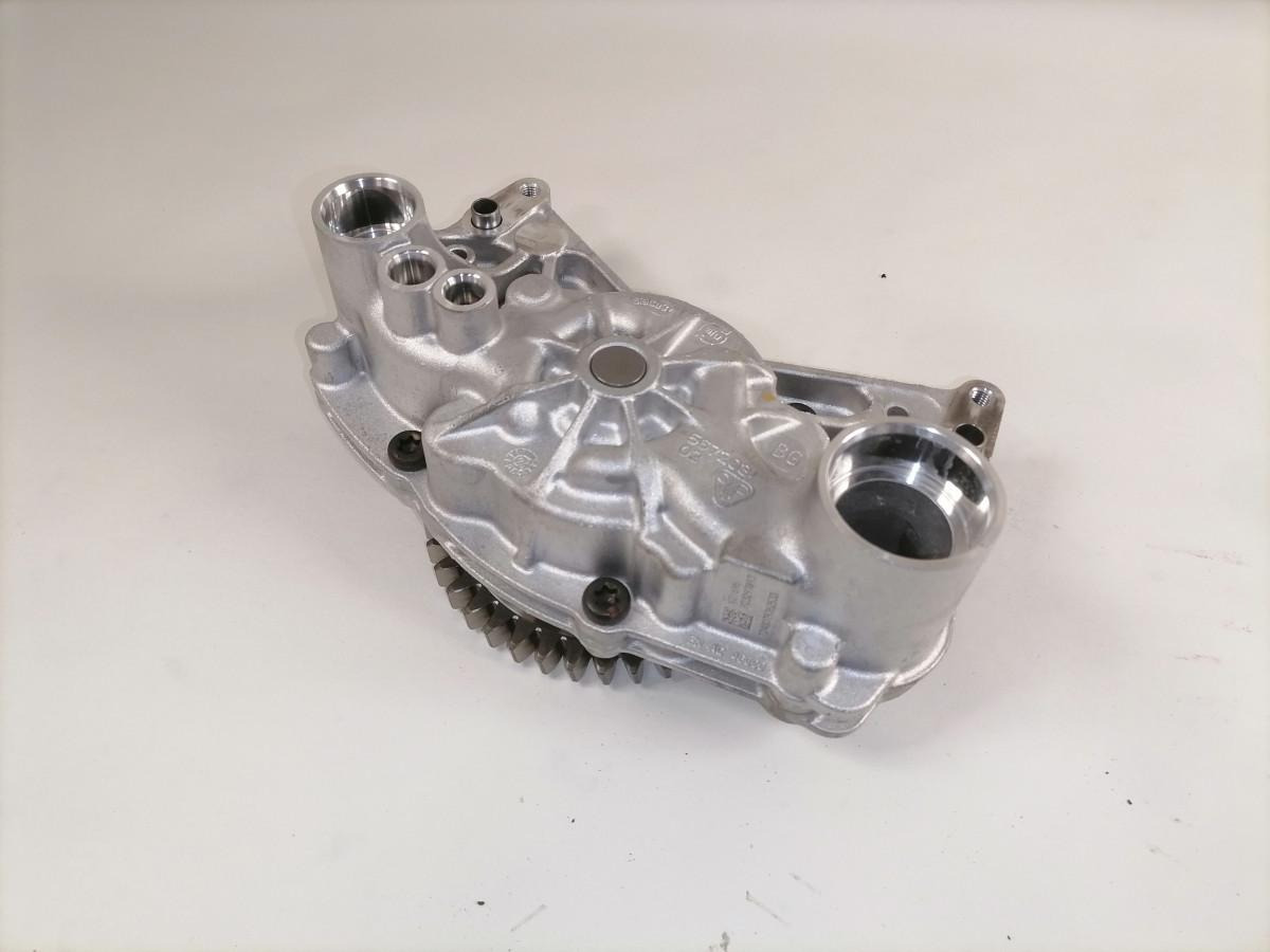 Volvo Oil pump 23297893 - Eļļas sūknis - Kravas automašīna: foto 3 Volvo Oil pump 23297893 - Eļļas sūknis - Kravas automašīna: foto 3