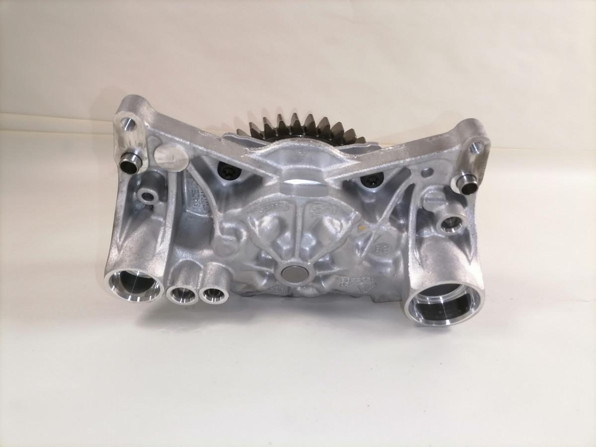 Volvo Oil pump 23297893 - Eļļas sūknis - Kravas automašīna: foto 4 Volvo Oil pump 23297893 - Eļļas sūknis - Kravas automašīna: foto 4