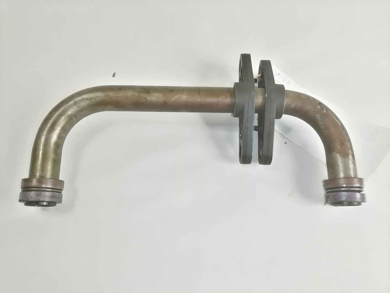Volvo Oil pump pipe 21599109 - Eļļas sūknis - Kravas automašīna: foto 2 Volvo Oil pump pipe 21599109 - Eļļas sūknis - Kravas automašīna: foto 2