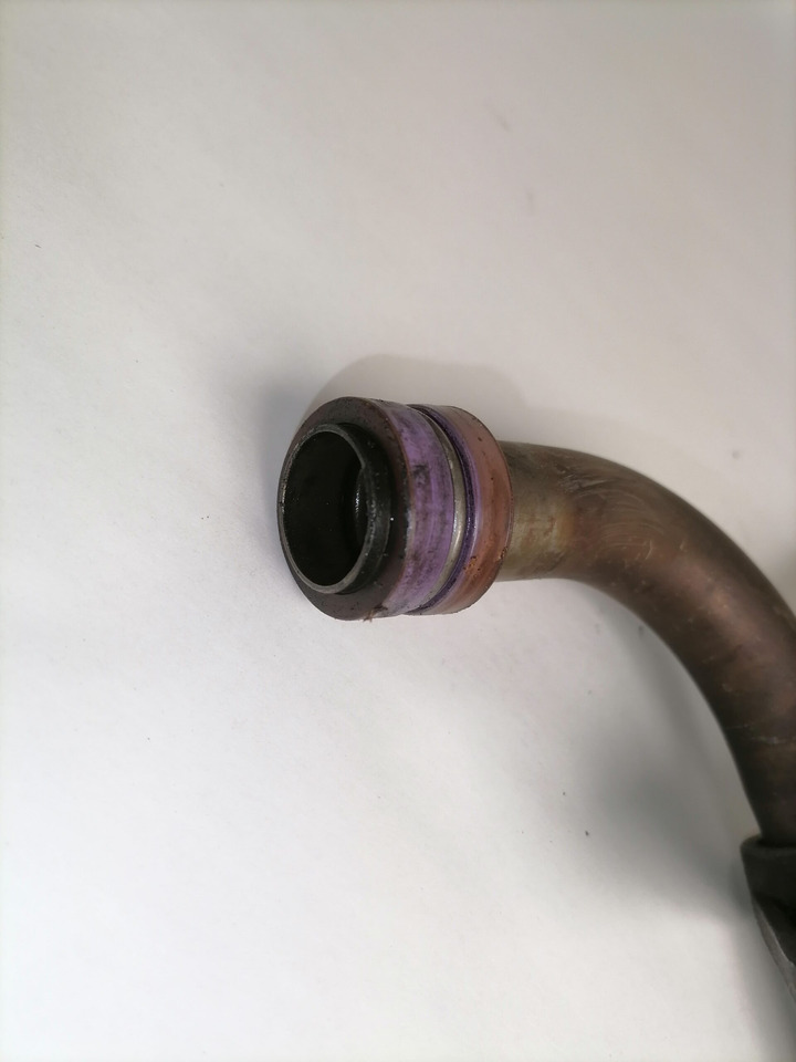 Volvo Oil pump pipe 21599109 - Eļļas sūknis - Kravas automašīna: foto 3 Volvo Oil pump pipe 21599109 - Eļļas sūknis - Kravas automašīna: foto 3