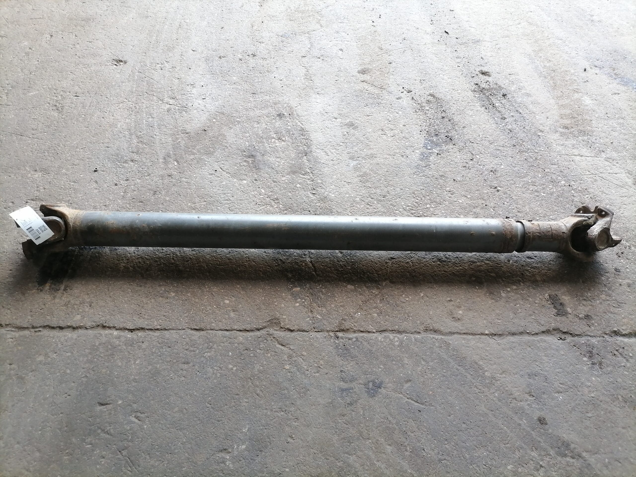 Volvo Propeller shaft 1067766 - Kardānvārpsta - Kravas automašīna: foto 2 Volvo Propeller shaft 1067766 - Kardānvārpsta - Kravas automašīna: foto 2