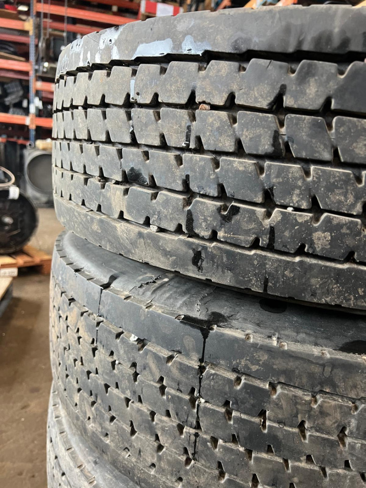 Volvo Sava avant A3 285/70R19.5 28570R195 - Riepas un diski - Kravas automašīna: foto 3 Volvo Sava avant A3 285/70R19.5 28570R195 - Riepas un diski - Kravas automašīna: foto 3