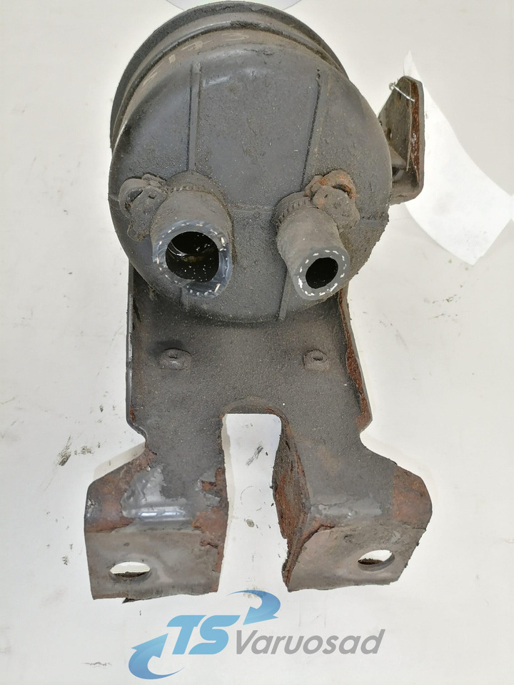 Volvo Steering oil tank+ bracket 1592945 - Stūres šļūtene - Kravas automašīna: foto 4 Volvo Steering oil tank+ bracket 1592945 - Stūres šļūtene - Kravas automašīna: foto 4