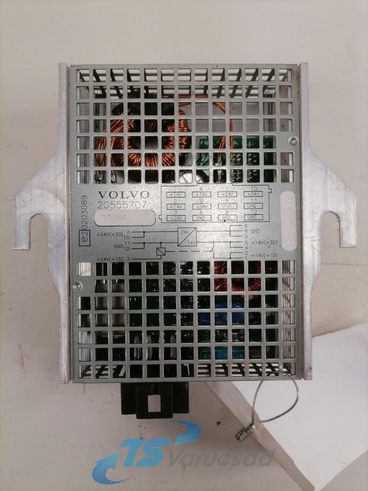 Volvo Voltage converter 20555707 - Elektrosistēma - Kravas automašīna: foto 3 Volvo Voltage converter 20555707 - Elektrosistēma - Kravas automašīna: foto 3
