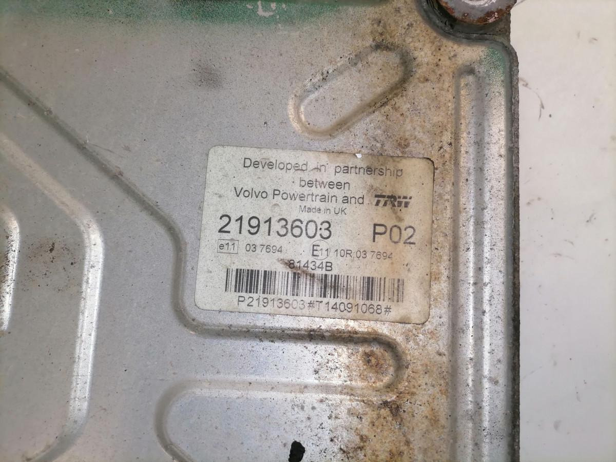 Volvo Volvo EMS juhtplokk, D8K280 21913603 - Elektroniskais vadības bloks (ECU) - Kravas automašīna: foto 4 Volvo Volvo EMS juhtplokk, D8K280 21913603 - Elektroniskais vadības bloks (ECU) - Kravas automašīna: foto 4