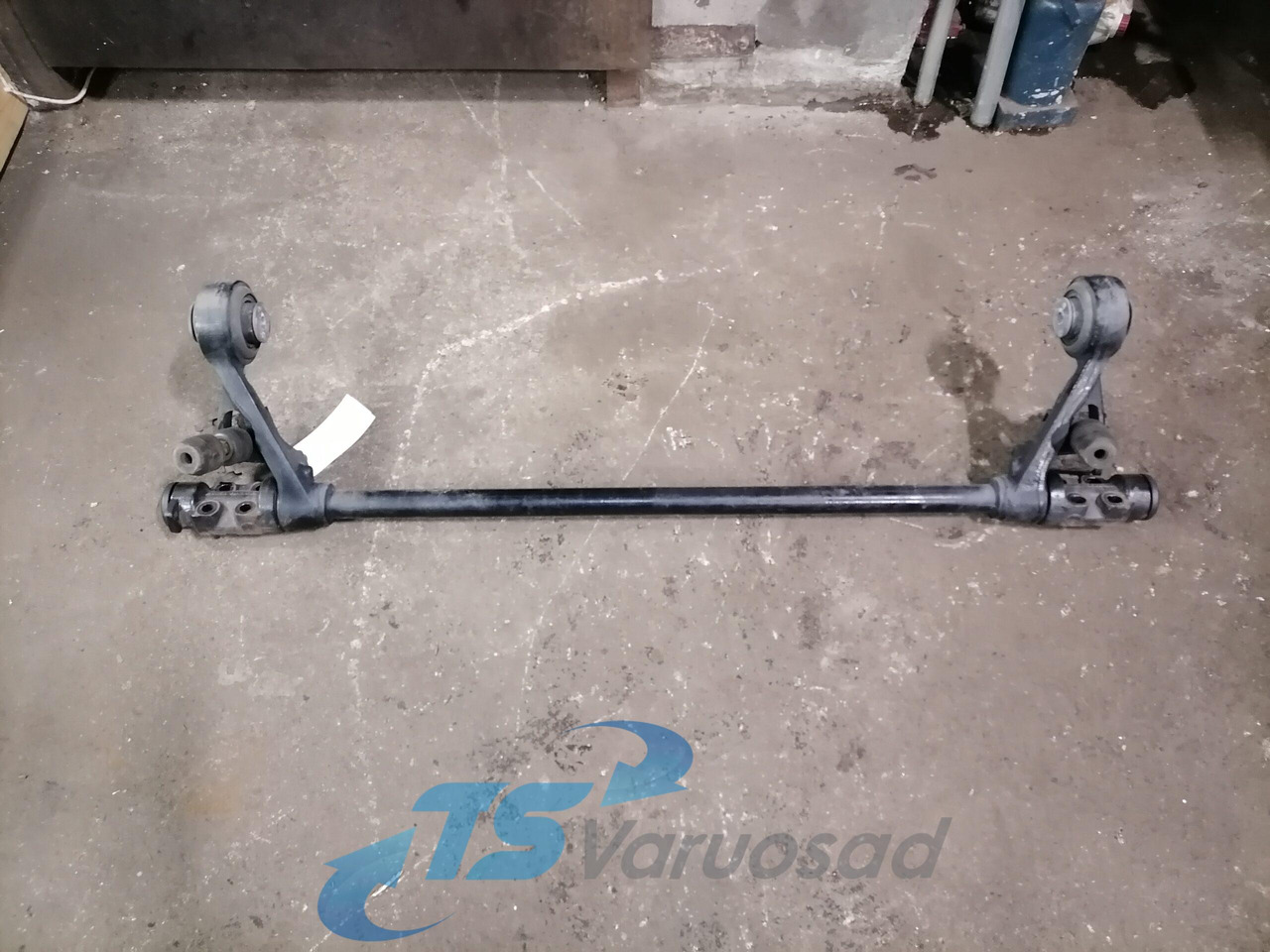 Volvo Volvo FH kabiini torsioonvarras 21750162 - Kabīnes piekare - Kravas automašīna: foto 4 Volvo Volvo FH kabiini torsioonvarras 21750162 - Kabīnes piekare - Kravas automašīna: foto 4