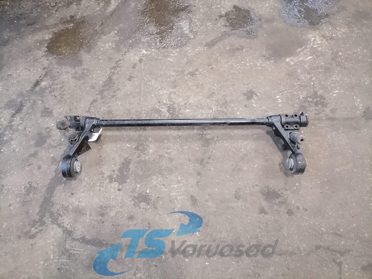 Volvo Volvo FH kabiini torsioonvarras 22004643 - Kabīnes piekare - Kravas automašīna: foto 1 Volvo Volvo FH kabiini torsioonvarras 22004643 - Kabīnes piekare - Kravas automašīna: foto 1