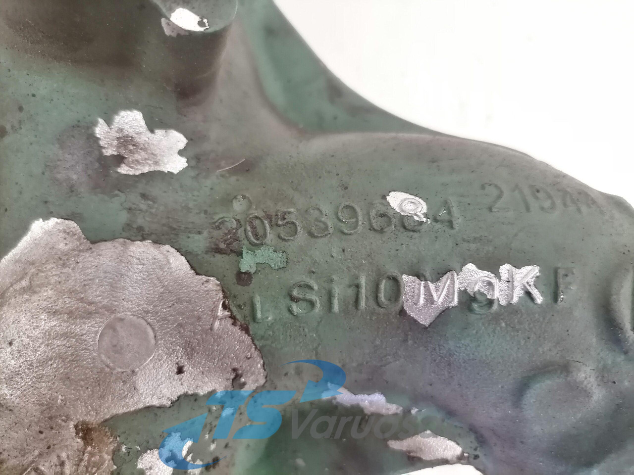 Volvo Water pump manifold / housing 20539684 - Dzesēšanas šķidruma sūknis - Kravas automašīna: foto 3 Volvo Water pump manifold / housing 20539684 - Dzesēšanas šķidruma sūknis - Kravas automašīna: foto 3