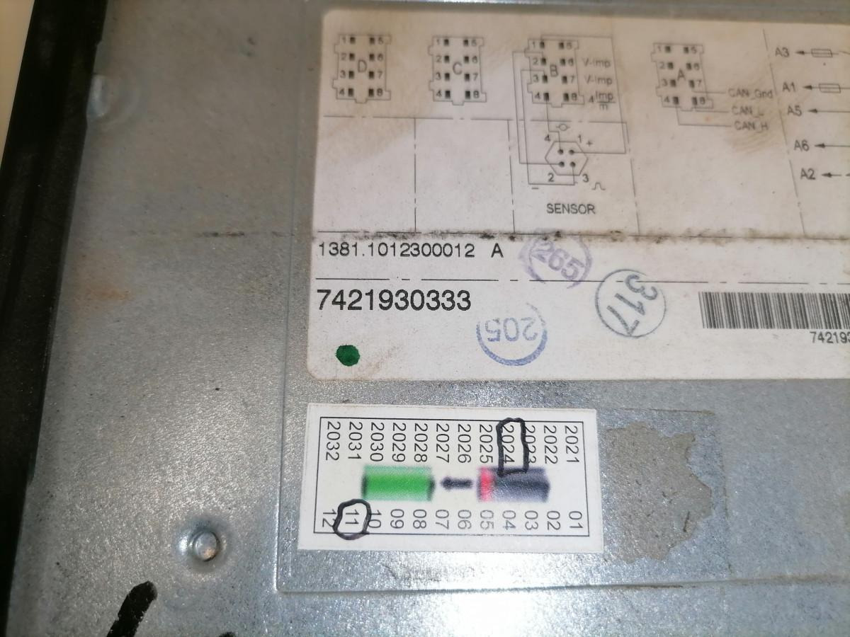 Volvo tachograph 7421930333 - Tahogrāfs - Kravas automašīna: foto 5 Volvo tachograph 7421930333 - Tahogrāfs - Kravas automašīna: foto 5