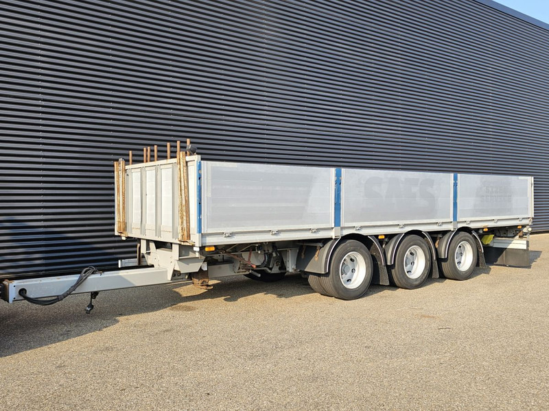Fynkar K324T / 3 AXLE / TWIST-LOCKS / 2 X LIFT AXLE - Bortu piekabe/ Platforma: foto 1 Fynkar K324T / 3 AXLE / TWIST-LOCKS / 2 X LIFT AXLE - Bortu piekabe/ Platforma: foto 1