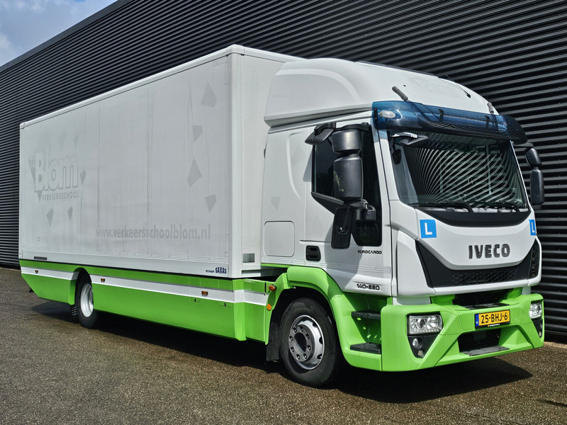 Iveco EURO CARGO 220 / LES / SCHOOL / FAHRSCHULE / CLOSED BOX - Kravas automašīna ar slēgto virsbūvi: foto 3 Iveco EURO CARGO 220 / LES / SCHOOL / FAHRSCHULE / CLOSED BOX - Kravas automašīna ar slēgto virsbūvi: foto 3