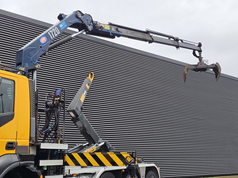 Iveco TRAKKER 380 8X6 / EURO 6 / CRANE + HOOKLIFT - Pacēlājs ar āķi, Kravas auto ar manipulatoru: foto 2 Iveco TRAKKER 380 8X6 / EURO 6 / CRANE + HOOKLIFT - Pacēlājs ar āķi, Kravas auto ar manipulatoru: foto 2