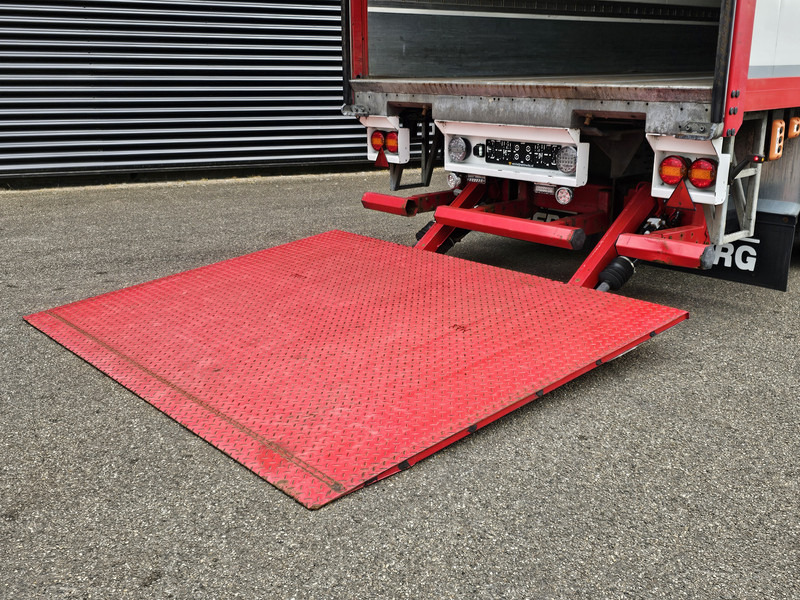 KEL-BERG STEERING AXLE / LIFT AXLE / TAIL LIFT - Puspiekabe slēgtā virsbūve: foto 5 KEL-BERG STEERING AXLE / LIFT AXLE / TAIL LIFT - Puspiekabe slēgtā virsbūve: foto 5